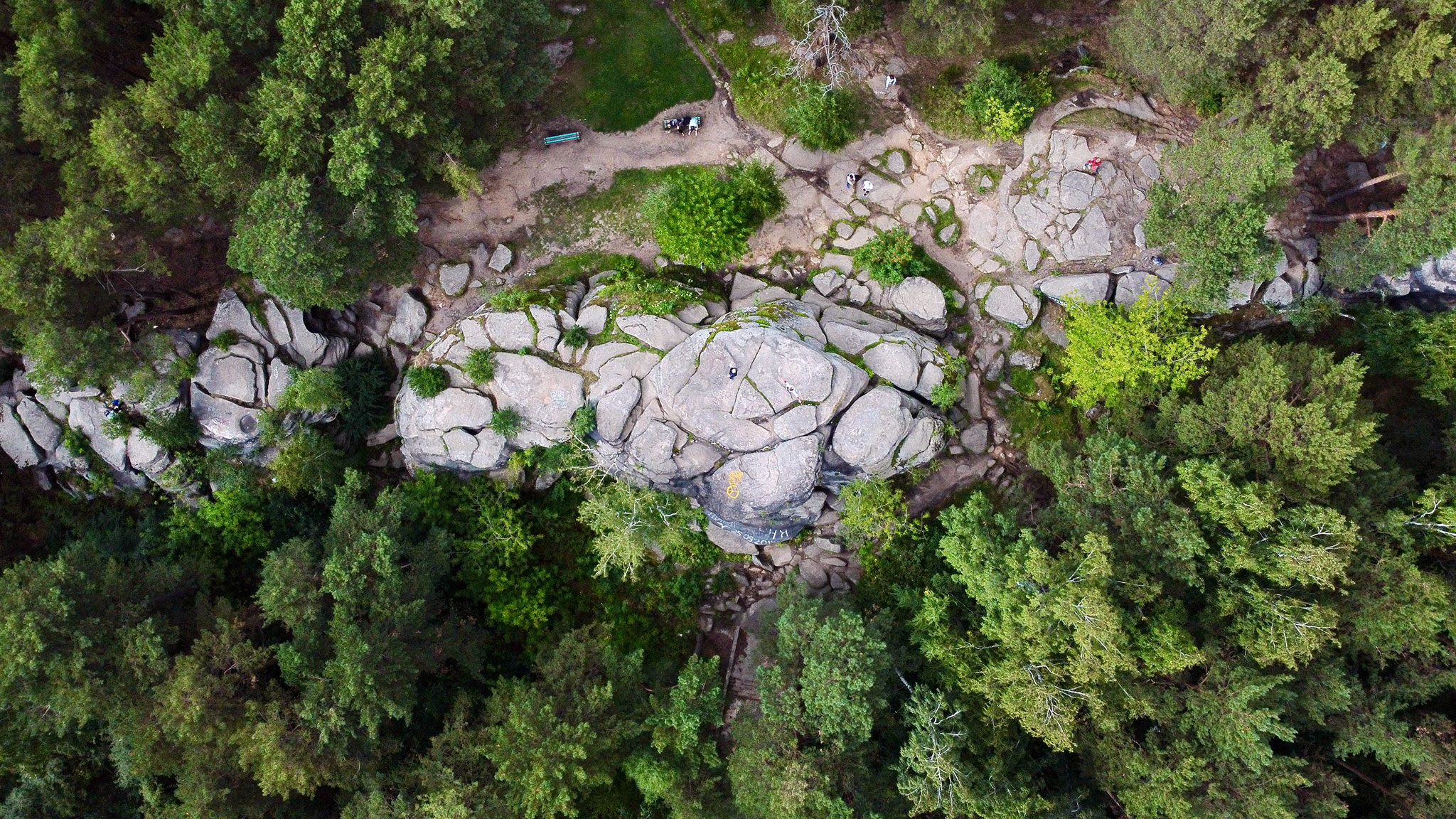 Шарташские каменные палатки, Екатеринбург (Shartash Stone Tents Rocks, Yekaterinburg)